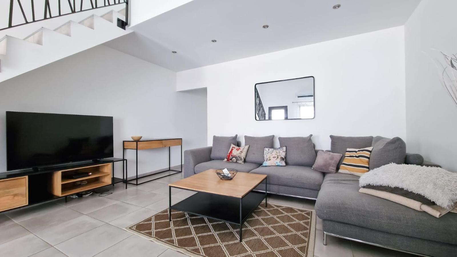 Appartement Plein Centre Bernis Εξωτερικό φωτογραφία