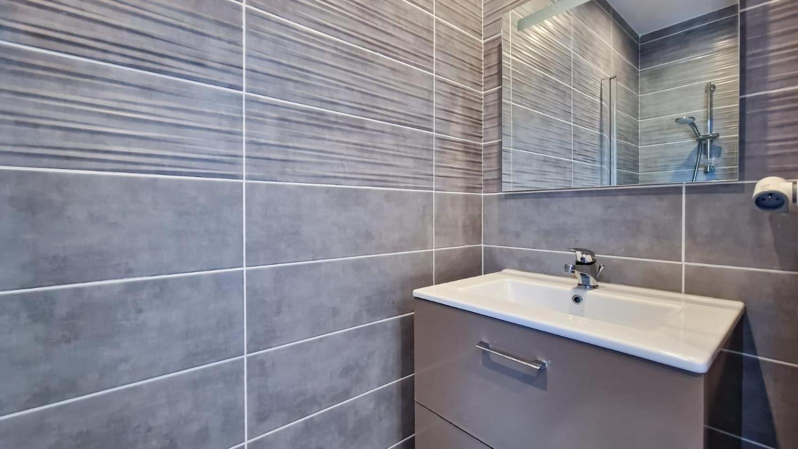 Appartement Plein Centre Bernis Εξωτερικό φωτογραφία